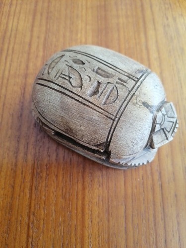 Scarabäus mit hyroglyphen - scarabäus,